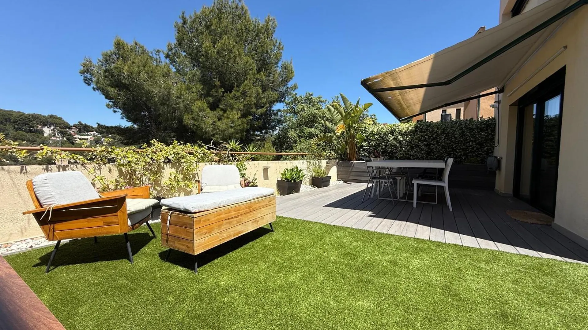 Tarracohomes, Town House La Mora Tarragona 0*,  España